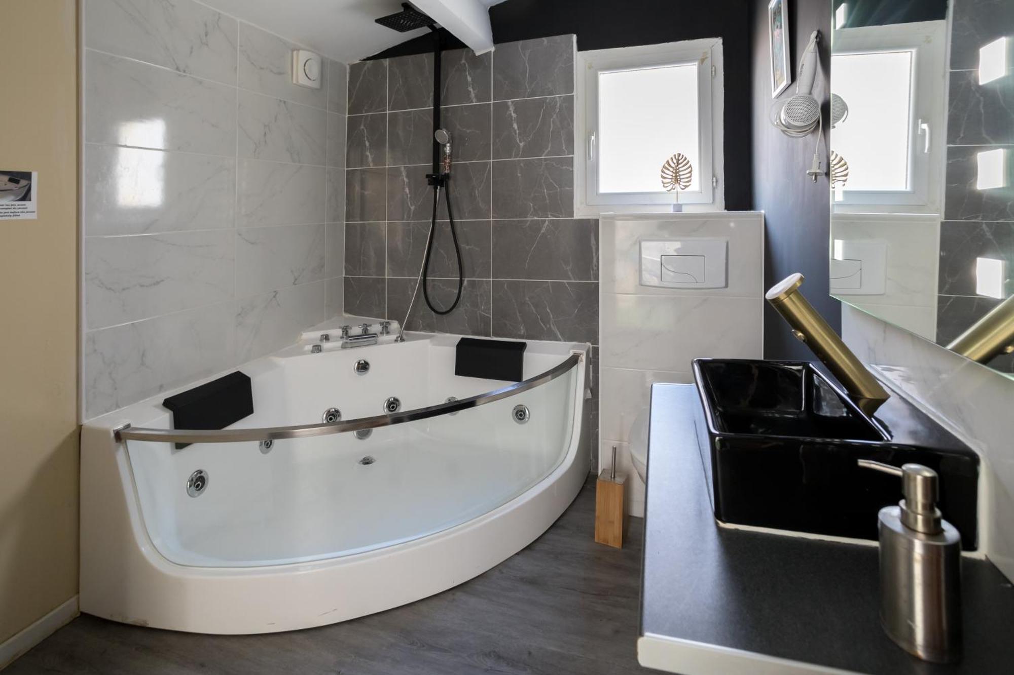 Jacuzzi Terrasse Centre Narbonne Apartman Kültér fotó
